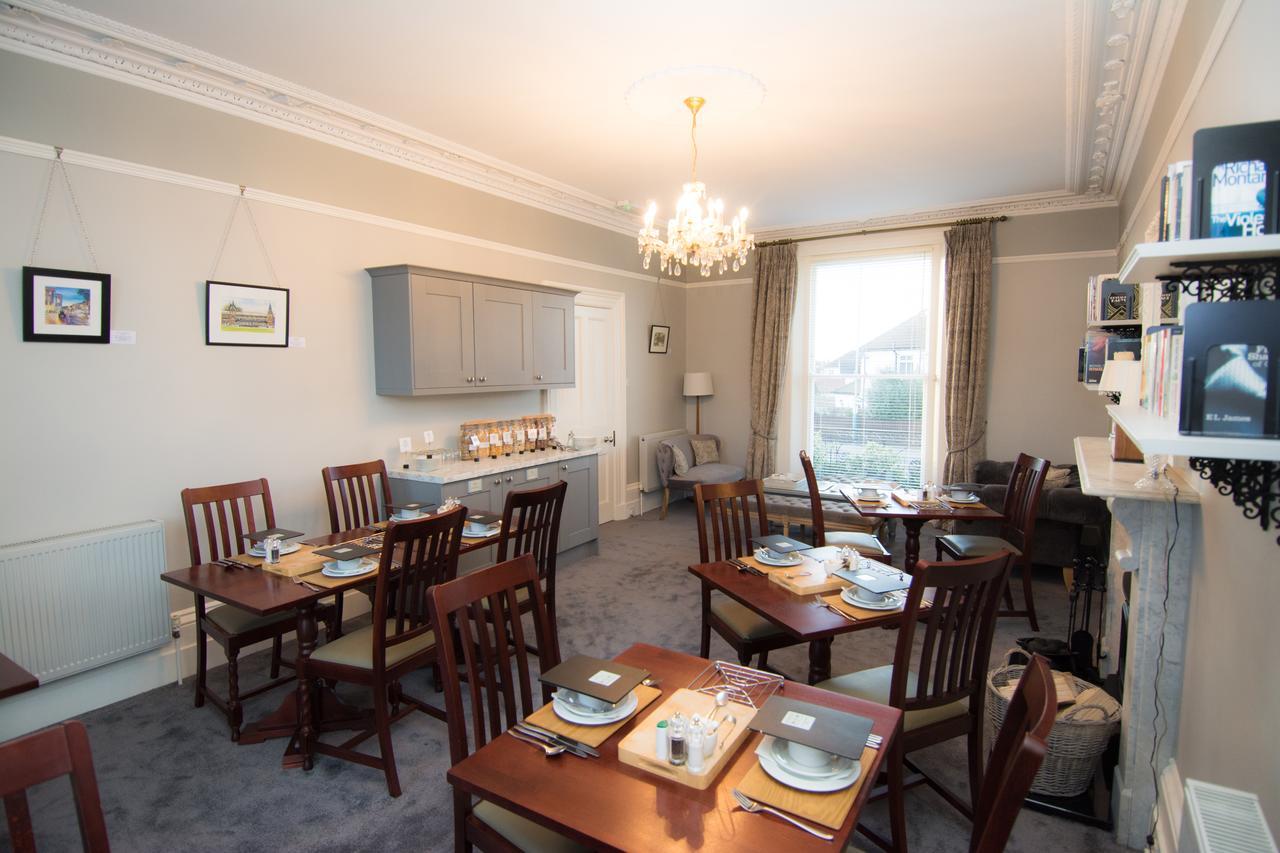The Battledown Hotel Cheltenham Bagian luar foto