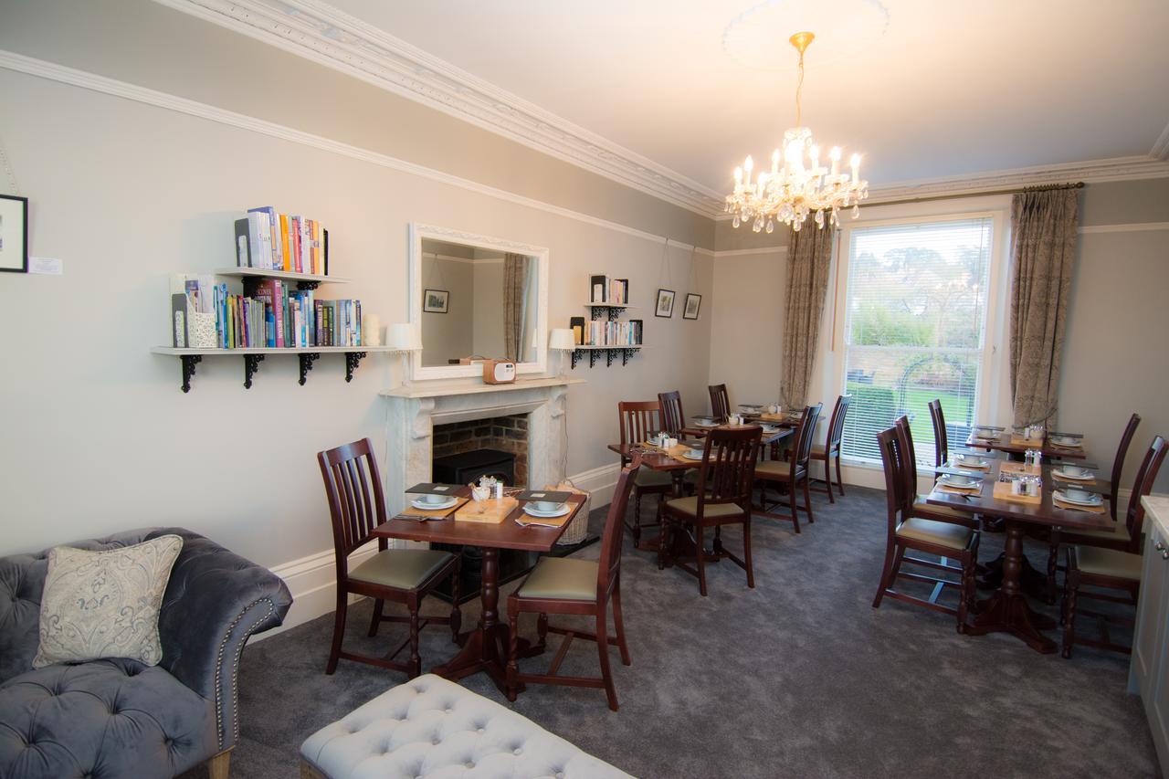 The Battledown Hotel Cheltenham Bagian luar foto