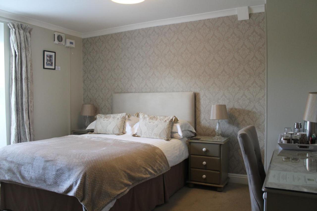The Battledown Hotel Cheltenham Bagian luar foto