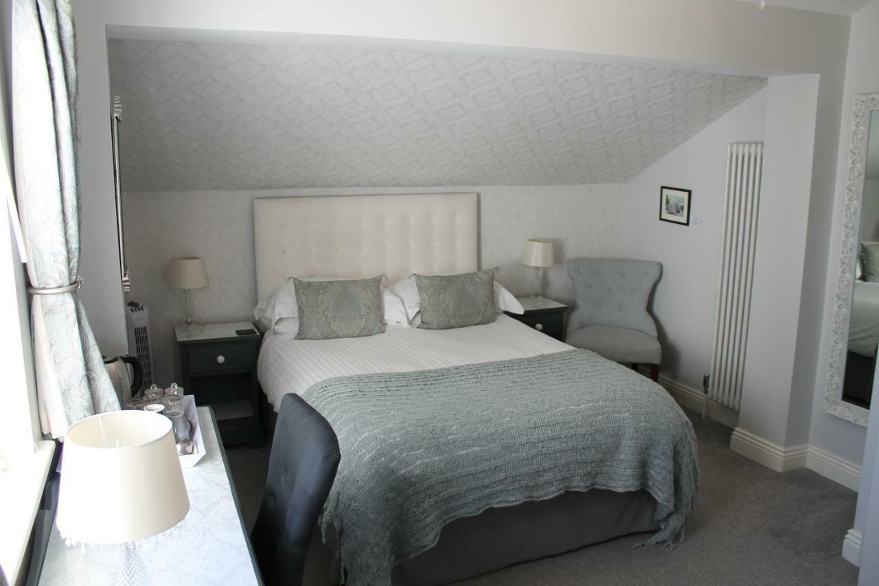 The Battledown Hotel Cheltenham Bagian luar foto